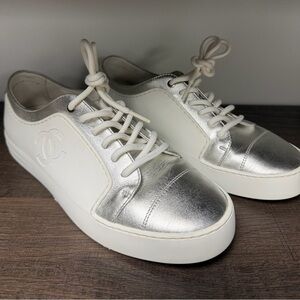 Chanel Silver & White Low-Top Sneaker 38 clean!!!
